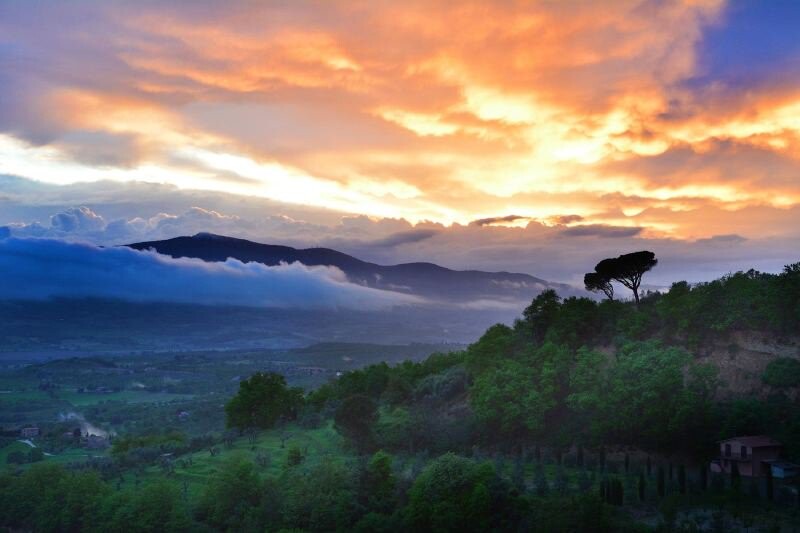 Monteleone-d-Orvieto Umbrian-countryside Umbria Casa Design gallery 002