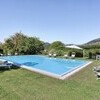 Inmitten der großen Parkanlage erwartet Sie der Pool unseres Ferienhauses in San Concordio Di Moriano