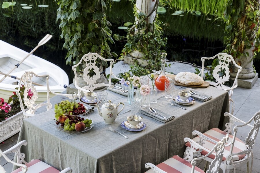 Villa Ottagonale patio details