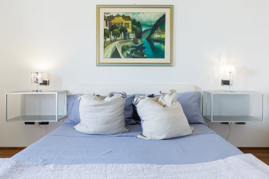 5a2eaf09-4c90-4636-a366-b17caae87de6.