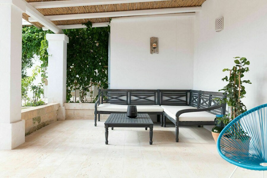 r904r-105-masseria-tufo-bianco-villa-for-rent-fasano-puglia-raro-villas