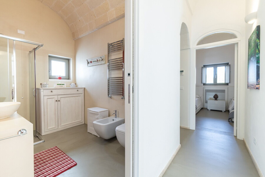 039-trulli-nicoletta-villa-for-rent-ostuni-puglia-raro-villas