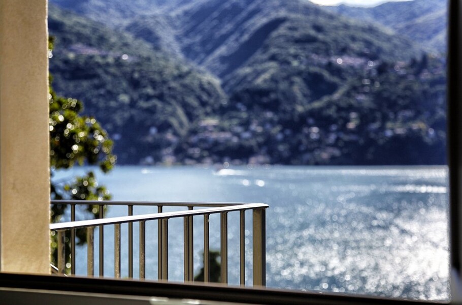 Blick auf den Lago di Como von der Villa Crotto