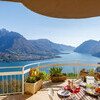 Villa Ponti Bellavista  middle terrace table with plants curve above