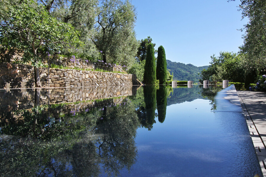 Moderner Pool im Ferienhaus Macennere in Lucca