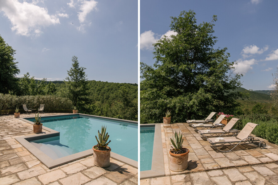 Privater Pool mit Sonnenliegen im Ferienhaus in Italien