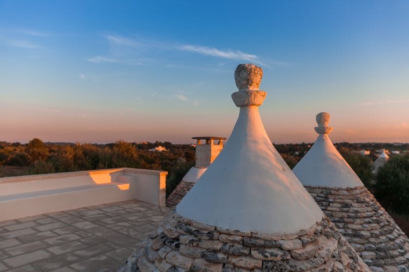 Konische Dächer des Trullo Silvano in Apulien