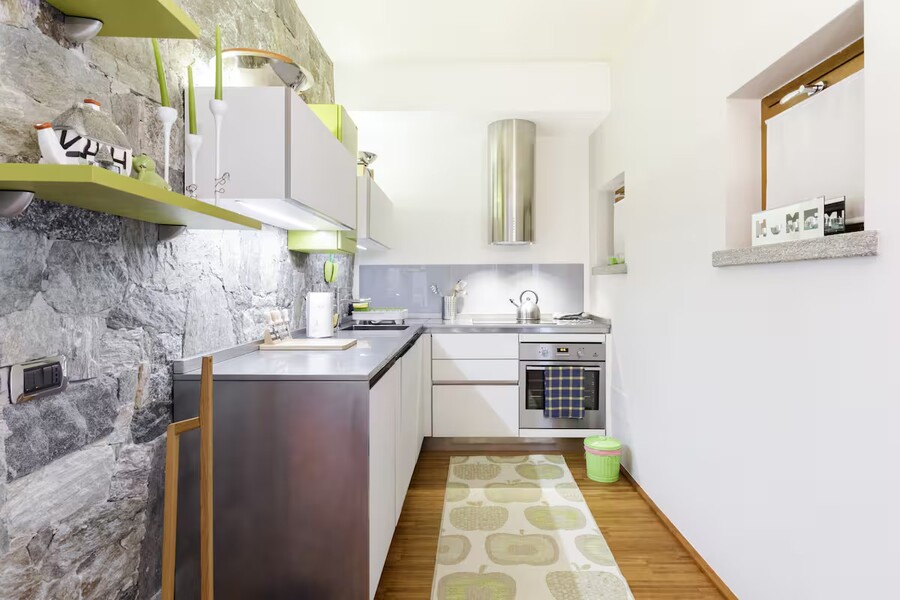 20310b87-3b35-4e5f-b2c7-f6f6f9df1d89.