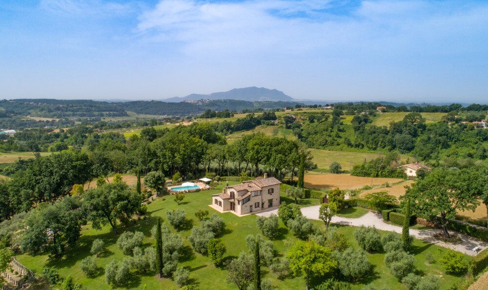 Ferienhaus Madonna della Noce mit privatem Pool im Latium