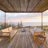 Ferienhaus mit Terrasse direkt am Sandstrand am Meer in Süditalien