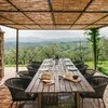 Pergola mit Aussenesstisch in der Casa Winther