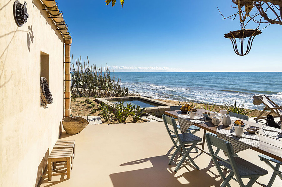 Dimora di Circe Villa direkt am Meer in Sizilien mit Pool und Terrasse