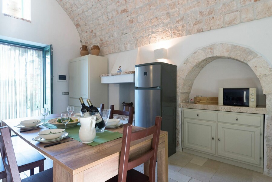 015-trulli-piccoli-locorotondo-rarovillas-2160px