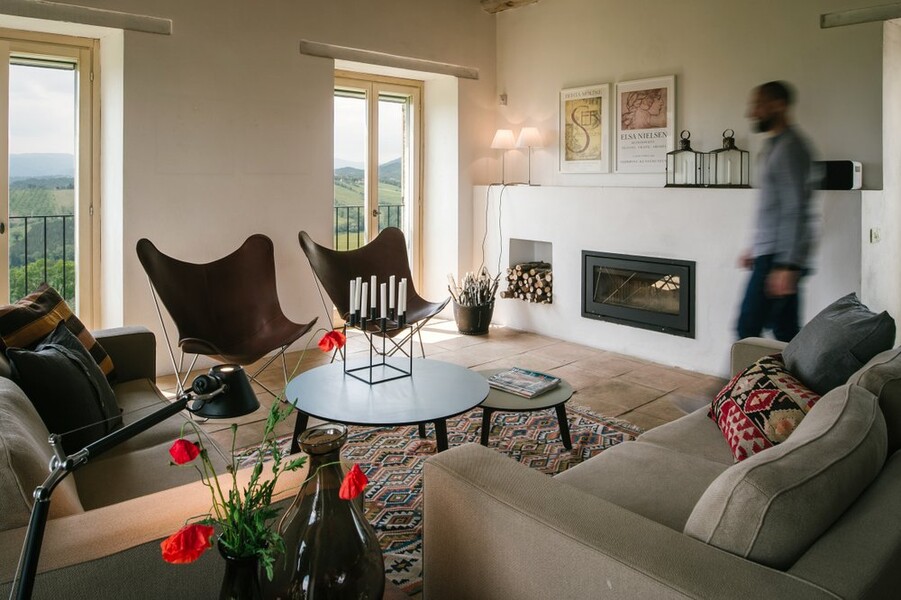 Modern styled living room in Casa Winther in Umbria