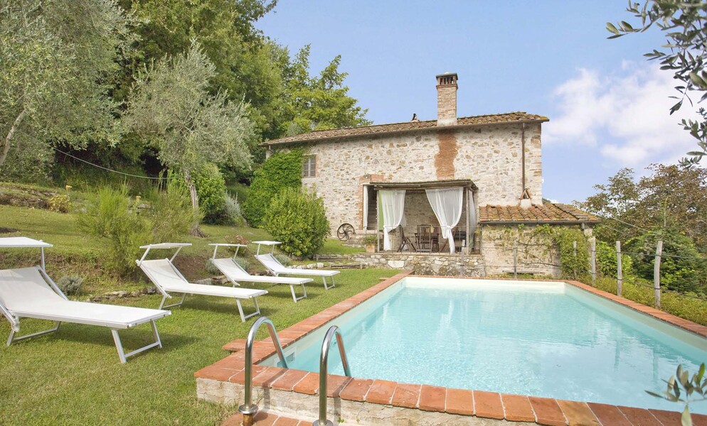 Pool zur Alleinnutzung im Ferienhaus casa fiora in Italien
