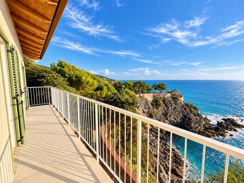 roc villa castiglioncello tuscany .