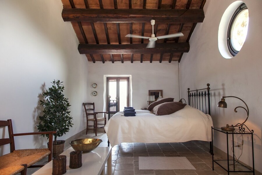 Schlafzimmer im Ferienhaus La Bastia in Umbrien