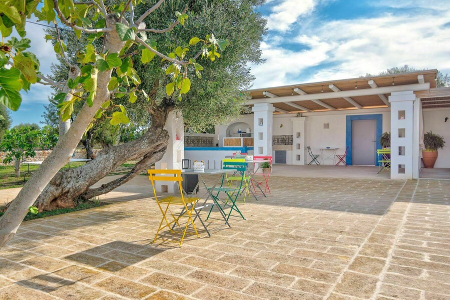 r670r-087-masseria-tufo-bianco-villa-for-rent-fasano-puglia-raro-villas