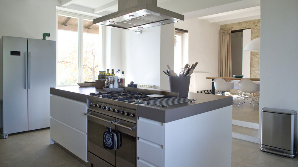 Modern Design kitchen in the holiday villa Casa delle Marche