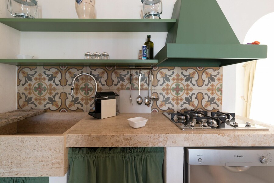 016-trulli-piccoli-locorotondo-rarovillas-2160px