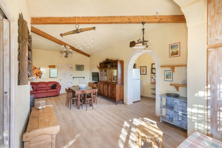 Trulli-of-Stars-stone-house-interior