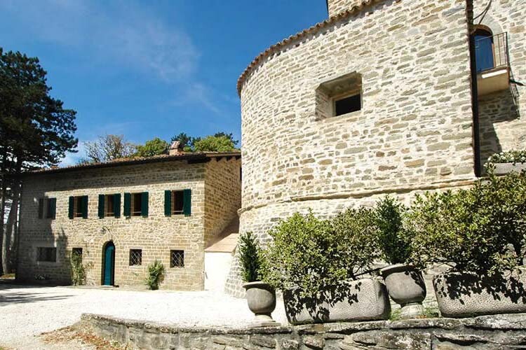 Gubbio Umbrisches-Land Umbrien Castello dei Bonaparte gallery 030 1653591547