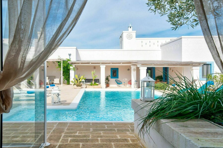 r630r-099-masseria-tufo-bianco-villa-for-rent-fasano-puglia-raro-villas